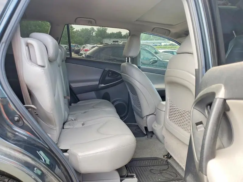 2010 TOYOTA RAV4 LIMITED  