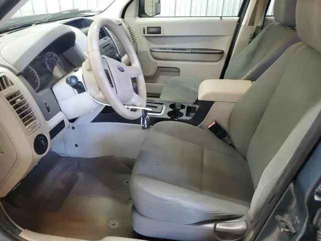 2011 FORD ESCAPE XLS  