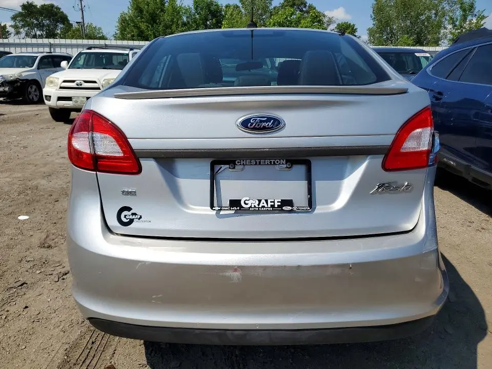 2013 FORD FIESTA SE  