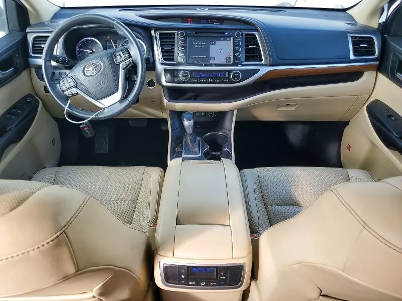 2017 TOYOTA HIGHLANDER LIMITED  