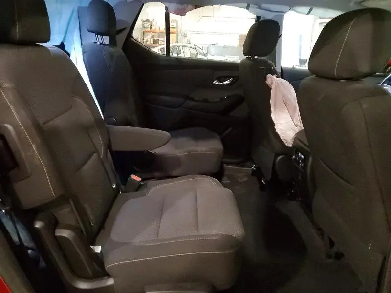 2020 CHEVROLET TRAVERSE LT  