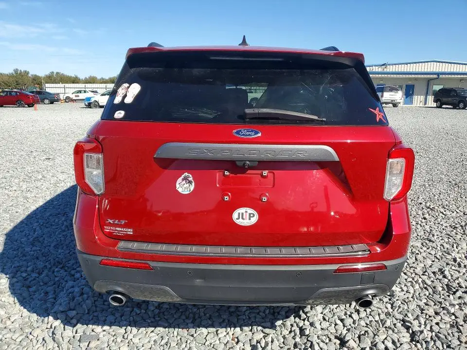 2021 FORD EXPLORER XLT  