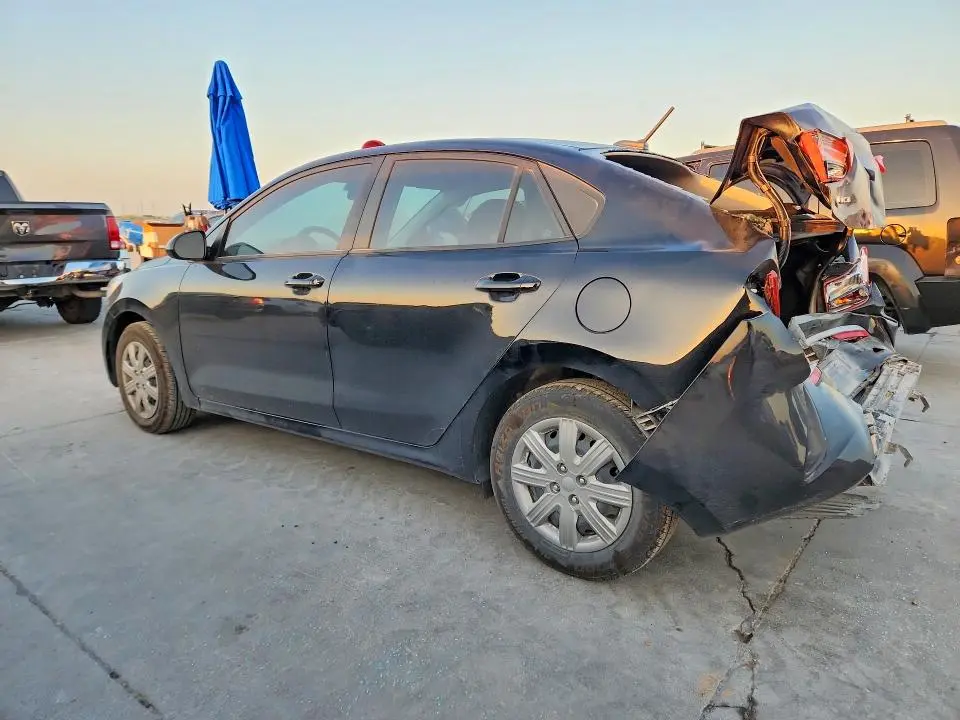 2022 KIA RIO LX  