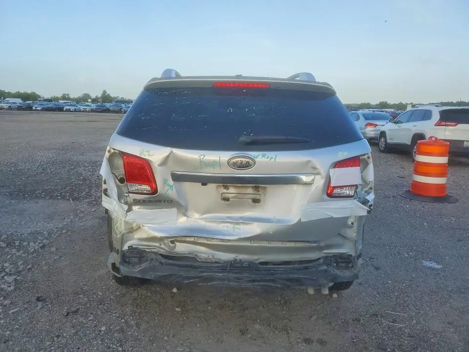 2011 KIA SORENTO EX  