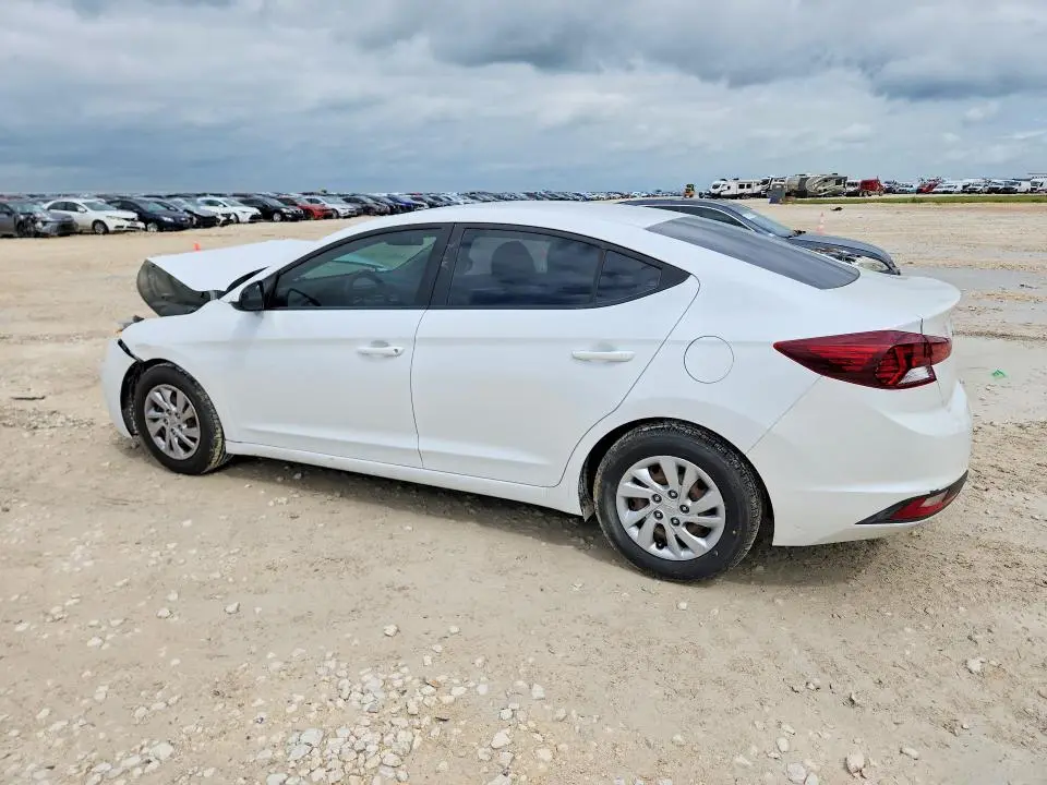 2019 HYUNDAI ELANTRA SE  