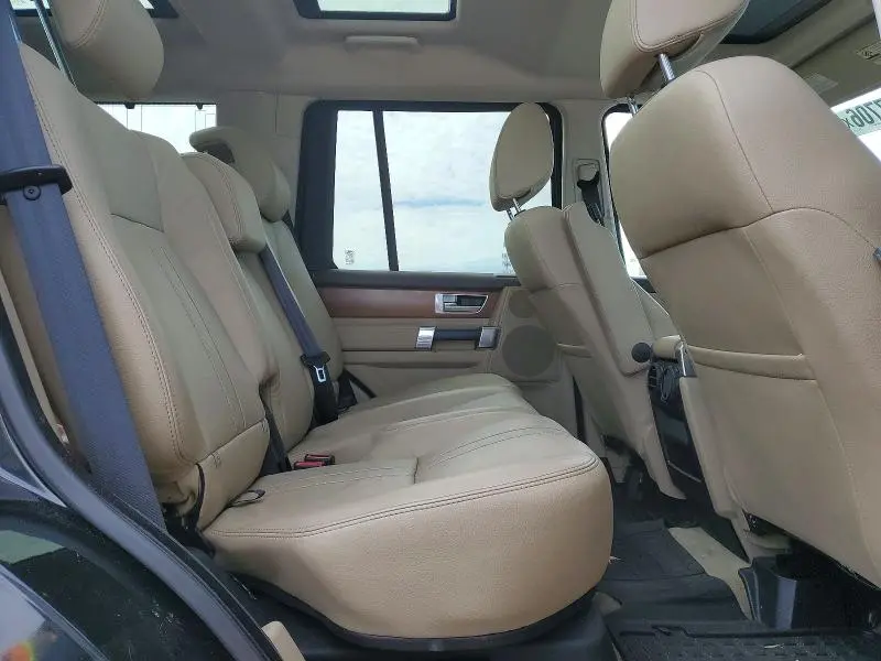 2016 LAND ROVER LR4   