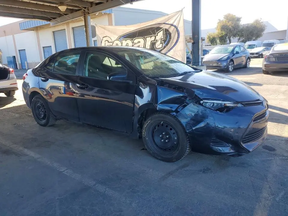 2019 TOYOTA COROLLA LE  