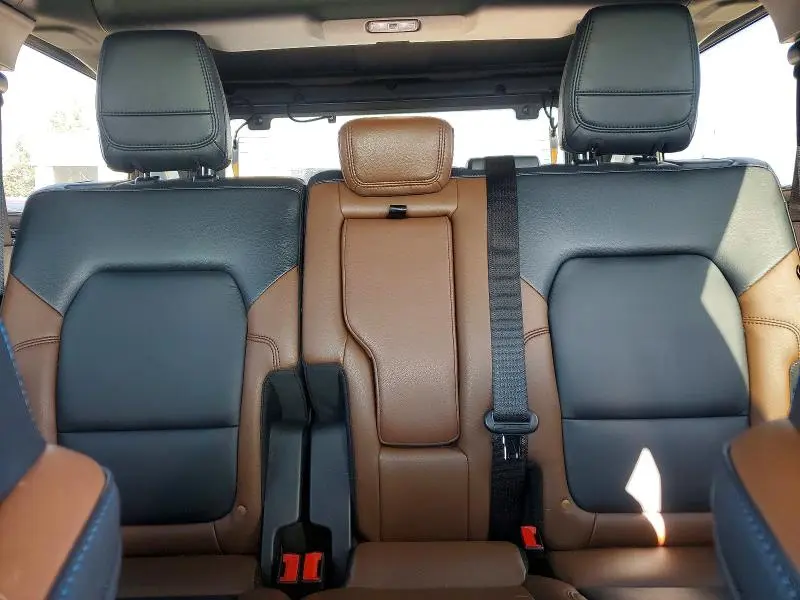 2023 FORD BRONCO BASE  