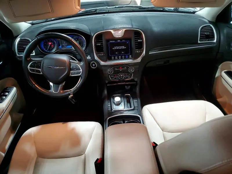 2018 CHRYSLER 300 TOURING  