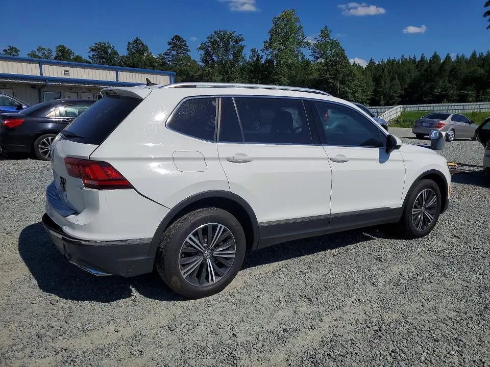 2018 VOLKSWAGEN TIGUAN SE  