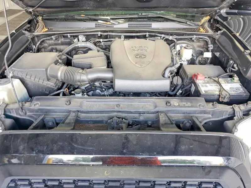 2017 TOYOTA TACOMA SR5 V6  