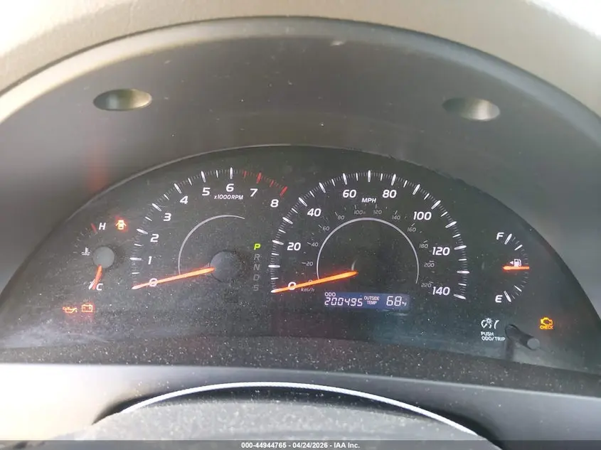 2011 TOYOTA CAMRY LE