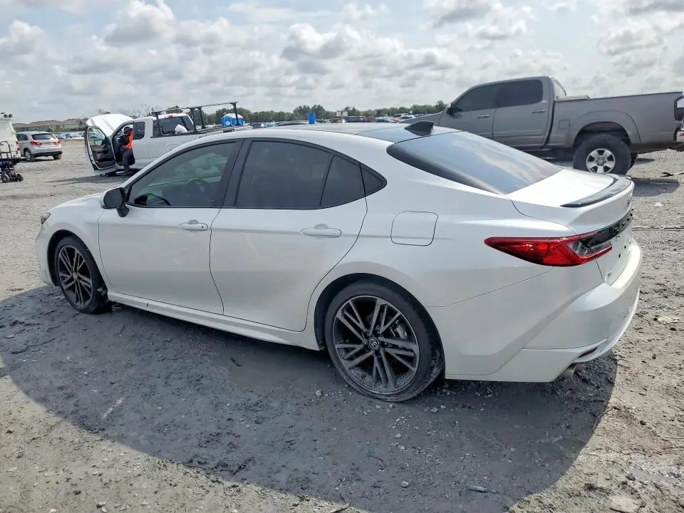2025 TOYOTA CAMRY XSE  