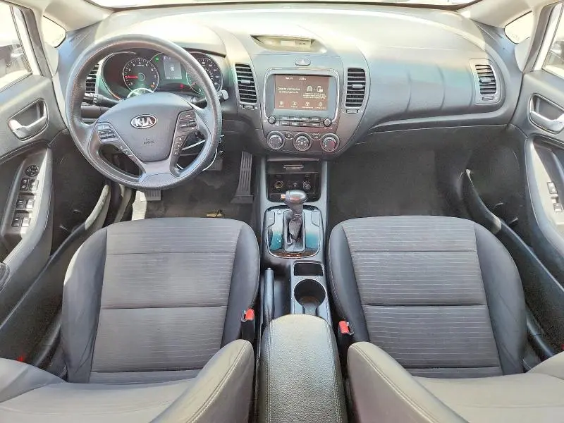 2018 KIA FORTE LX  