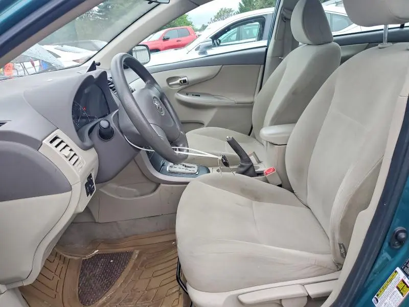 2010 TOYOTA COROLLA LE  