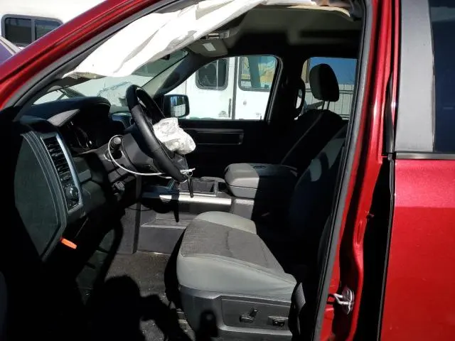 2015 RAM 1500 SLT  