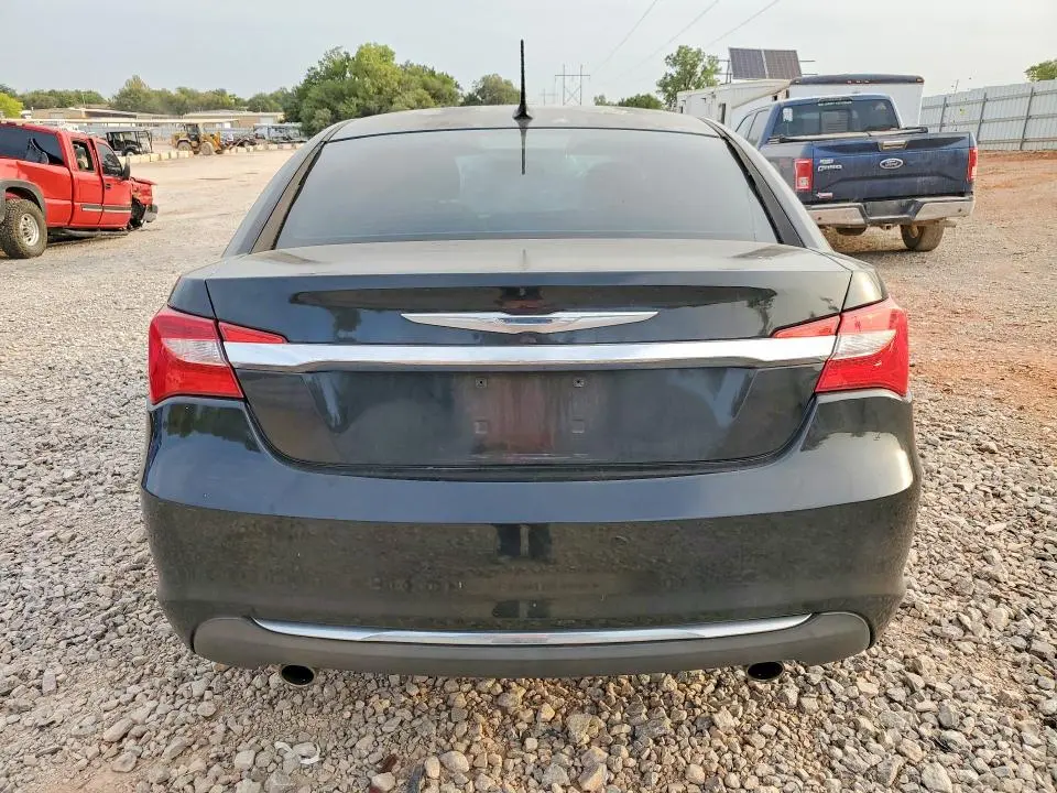 2014 CHRYSLER 200 LX  