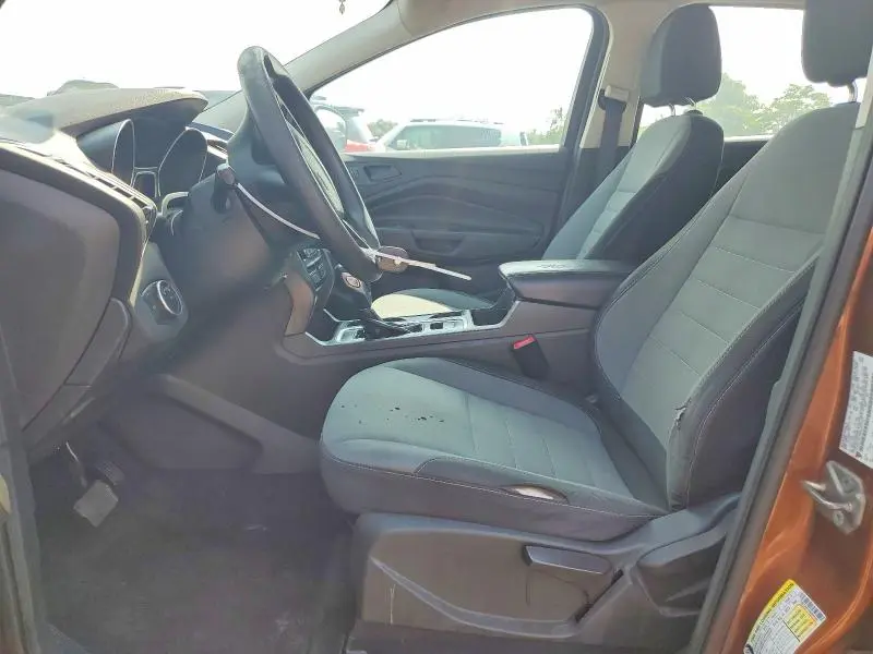 2017 FORD ESCAPE S  