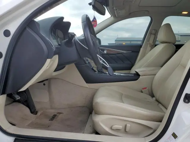2019 INFINITI Q50 LUXE  