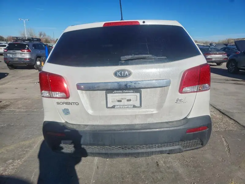 2012 KIA SORENTO BASE  