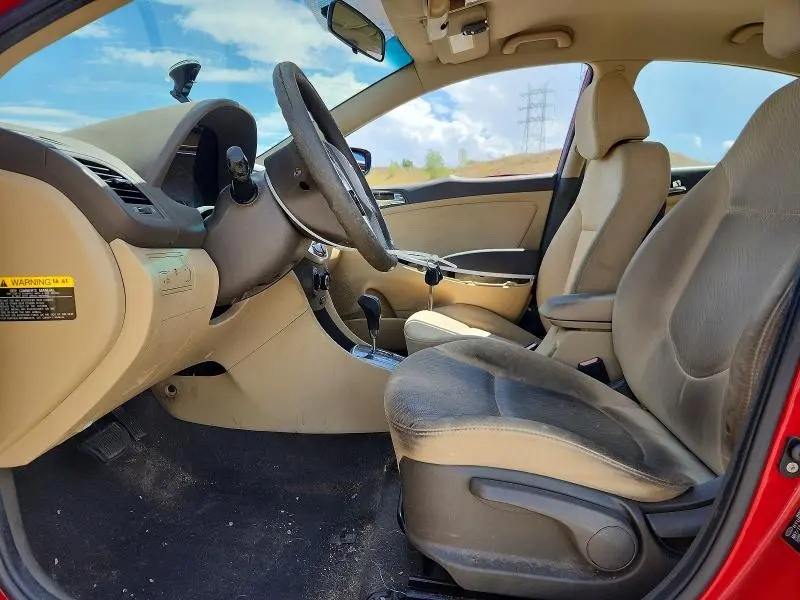 2012 HYUNDAI ACCENT GLS  