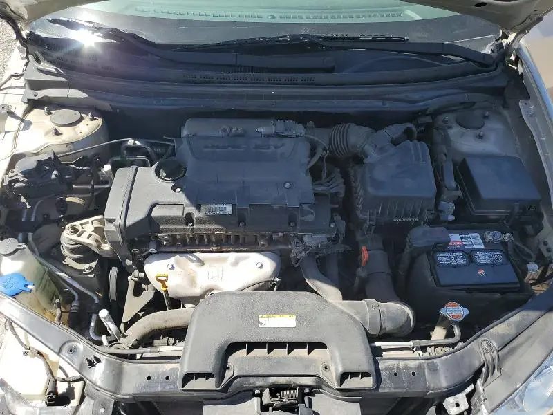 2010 HYUNDAI ELANTRA GLS  