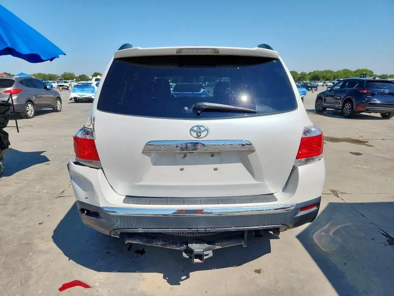 2012 TOYOTA HIGHLANDER LIMITED