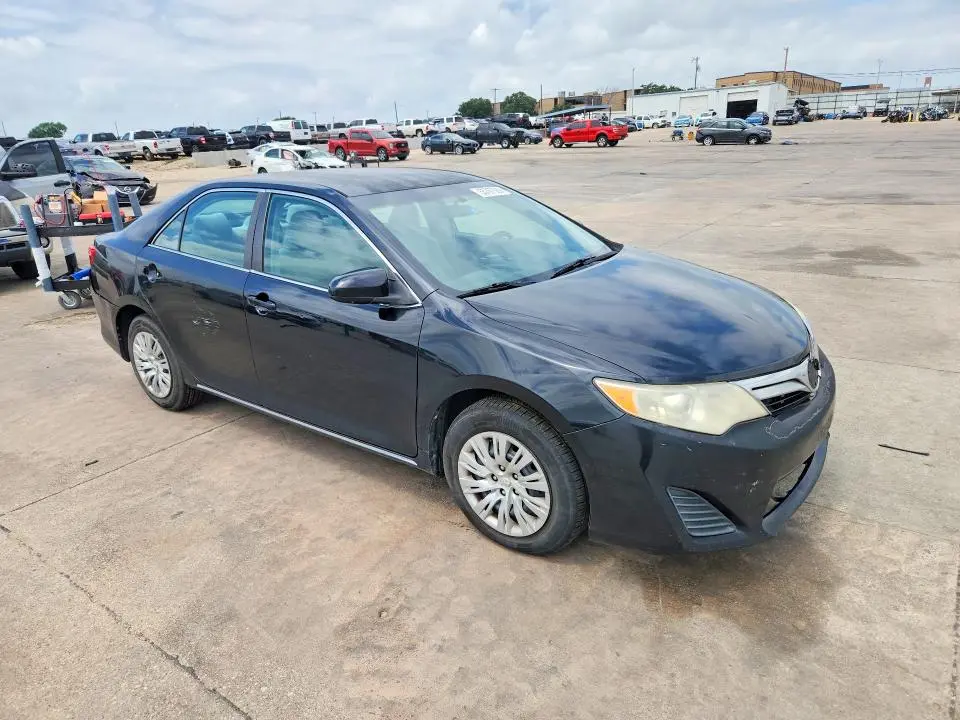 2012 TOYOTA CAMRY LE  