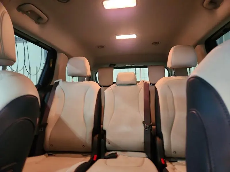 2025 KIA CARNIVAL EX  