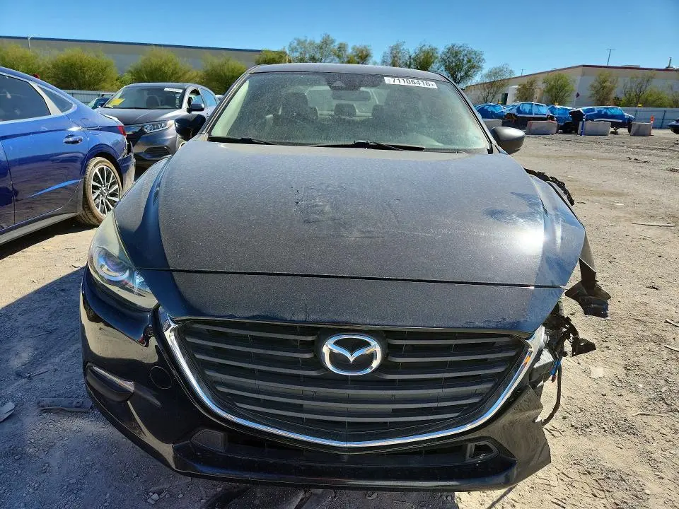 2018 MAZDA 3 TOURING  