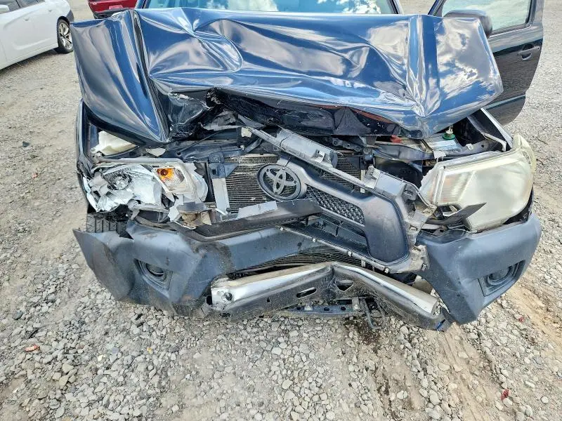 2013 TOYOTA TACOMA BASE  