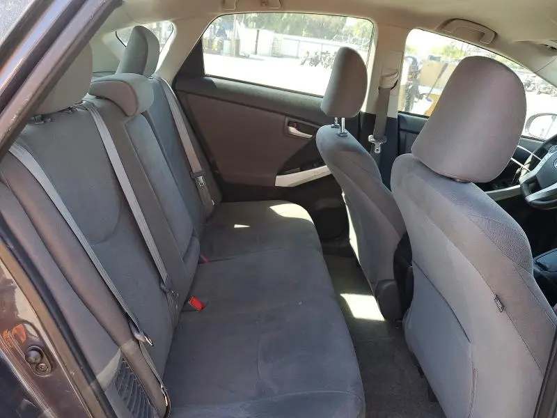 2013 TOYOTA PRIUS TWO  