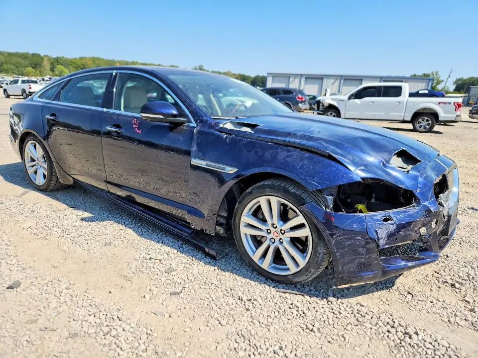 2017 JAGUAR XJL PORTFOLIO  