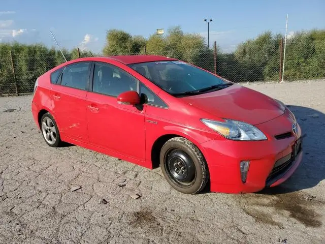 2015 TOYOTA PRUIS