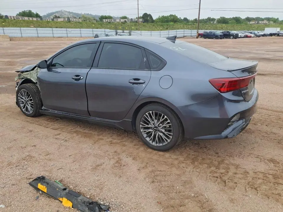 2022 KIA FORTE GT LINE  