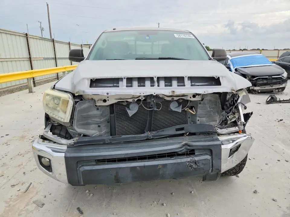 2014 TOYOTA TUNDRA SR5  