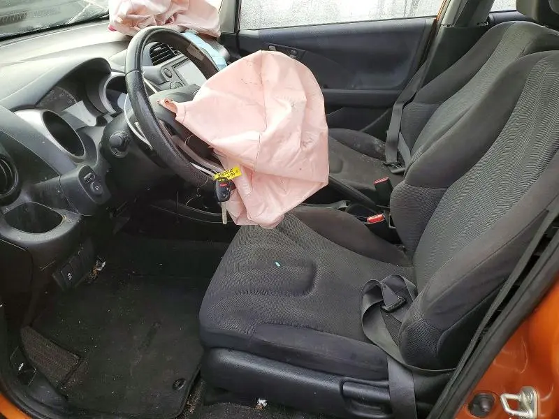 2011 HONDA FIT SPORT  