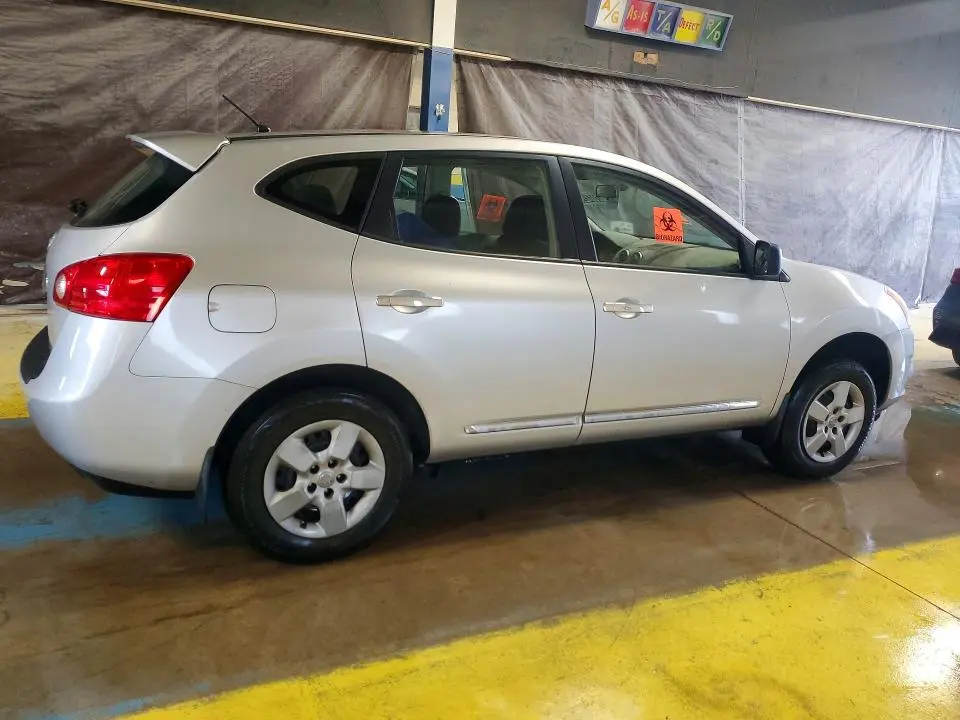 2013 NISSAN ROGUE S  