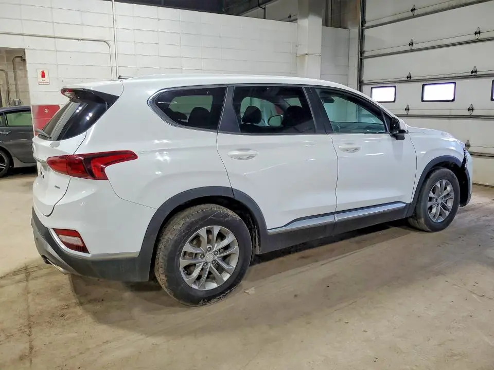 2019 HYUNDAI SANTA FE SE  