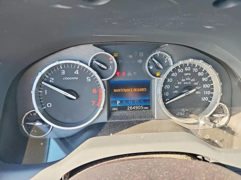 2014 TOYOTA TUNDRA CREWMAX LIMITED  