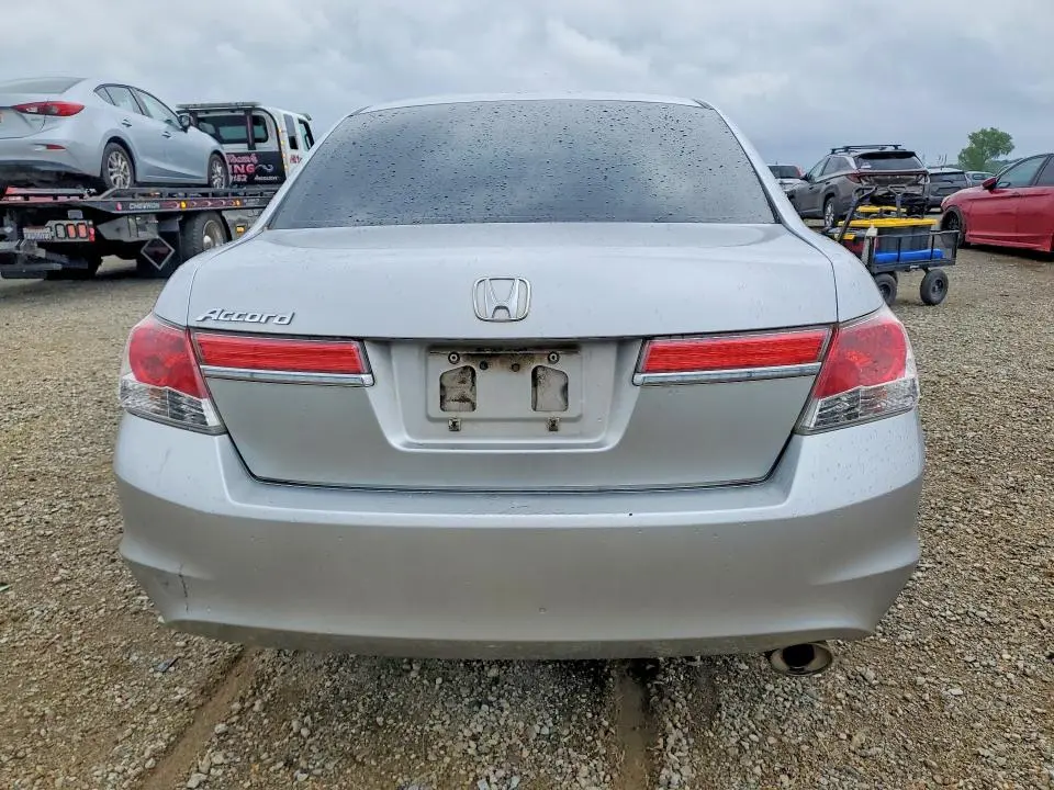 2012 HONDA ACCORD LX  
