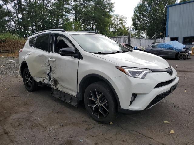 2018 TOYOTA RAV4 SE