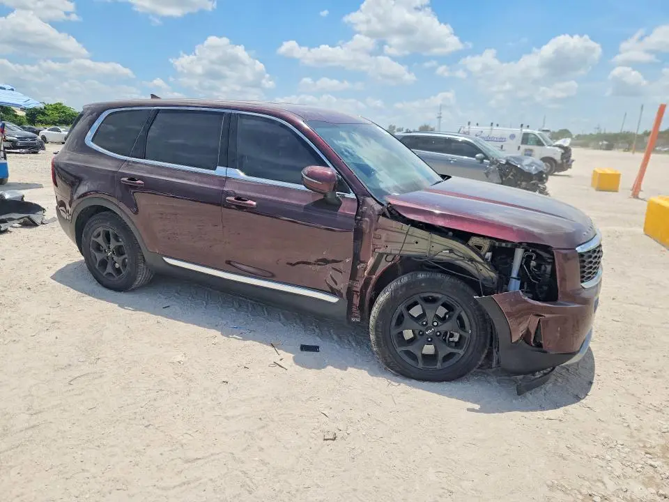 2022 KIA TELLURIDE LX  