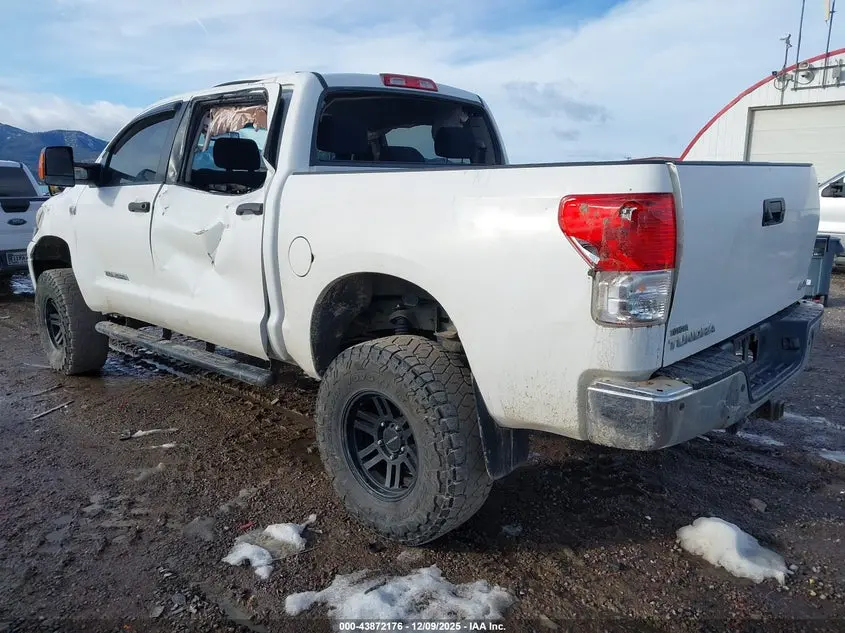 2010 TOYOTA TUNDRA SR5 5.7L V8