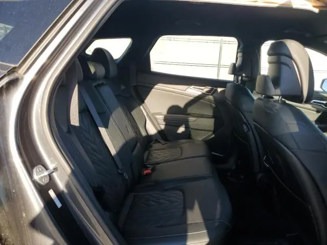 2023 KIA SPORTAGE X LINE  