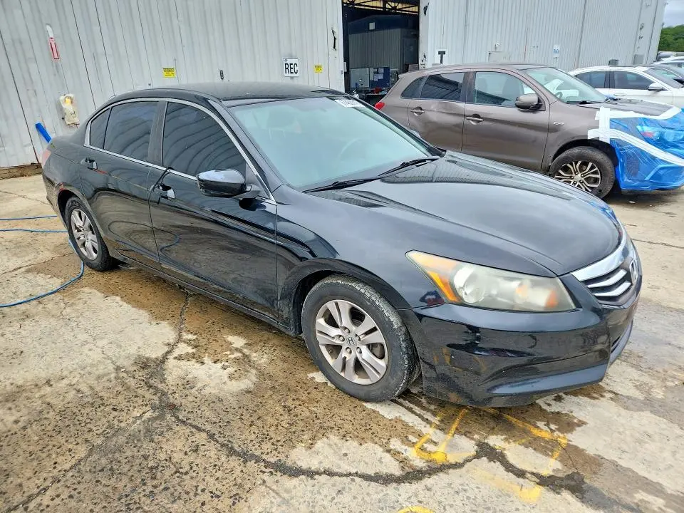 2012 HONDA ACCORD SE  