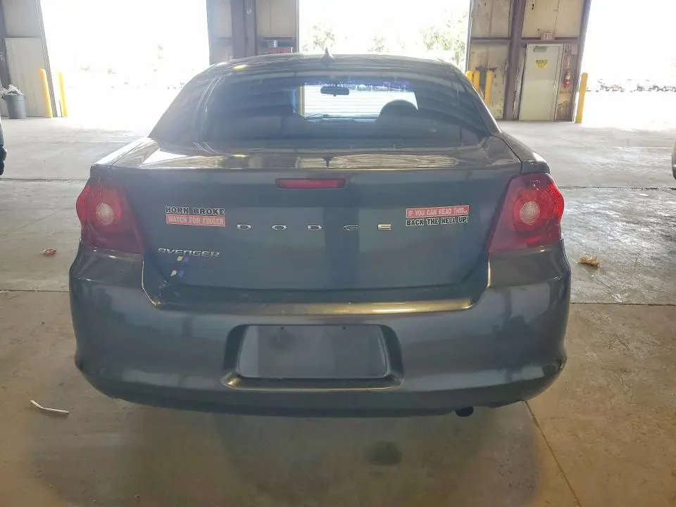 2014 DODGE AVENGER SE  