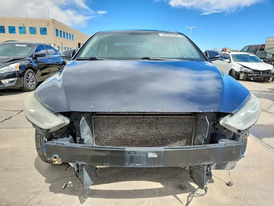 2017 HYUNDAI ELANTRA LIMITED  