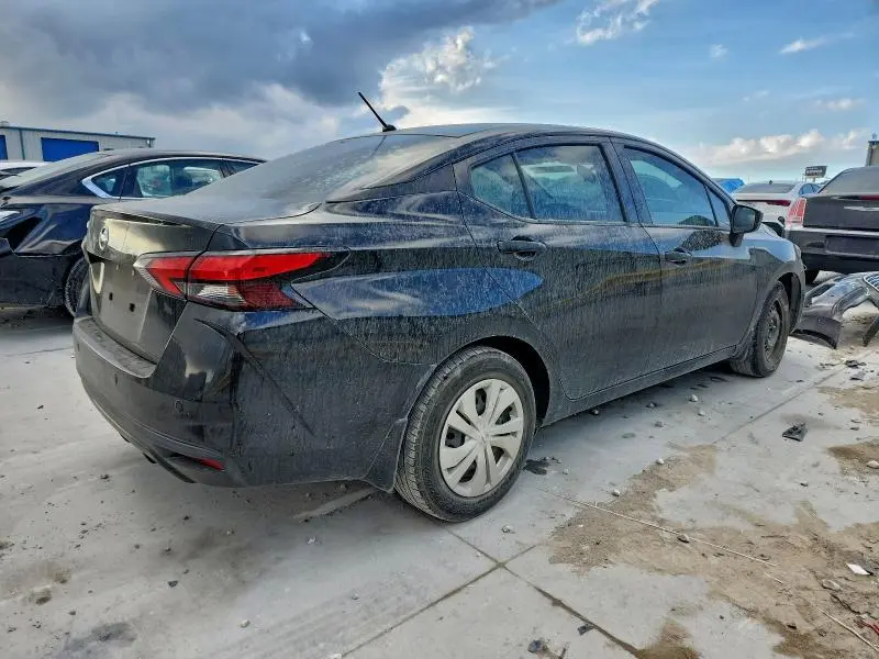2020 NISSAN VERSA S  