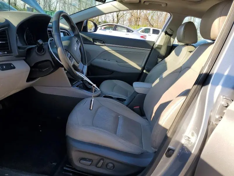 2017 HYUNDAI ELANTRA LIMITED  